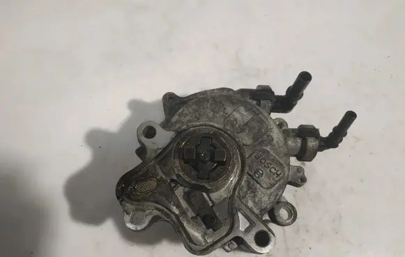 Peugeot 407 Vacuum pump 4R8Q2A451AE