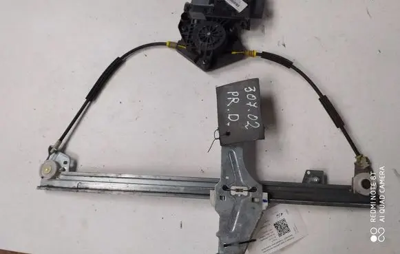Peugeot 307 Front door window regulator with motor 9637130680 0130821766