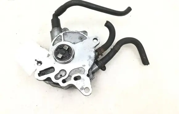 Volkswagen PASSAT B6 Vacuum pump 03G145209