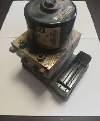Volkswagen Golf IV ABS Pump 1C0907379L 00001964D0 10096003343