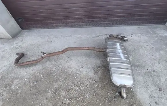 Volkswagen Touareg II Muffler/silencer 