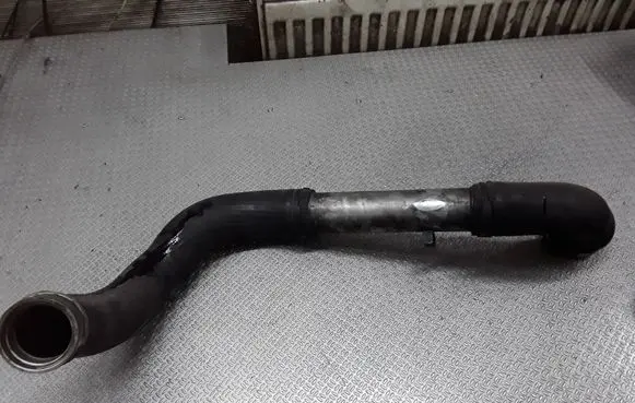 Volkswagen Phaeton Intercooler hose/pipe