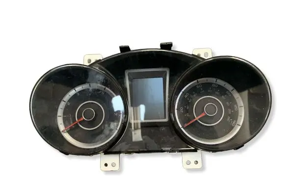 SsangYong Tivoli Speedometer (instrument cluster) 8022035080 48221603300052