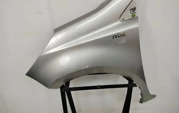 Nissan Note (E11) Fender