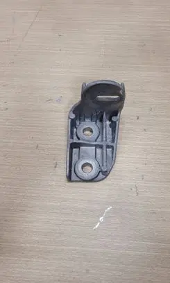 Mercedes-Benz E W214 Muffler mount bracket/holder a2064920800