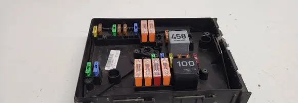 Skoda Octavia Mk2 (1Z) Fuse module 1K0937125 0526479095E