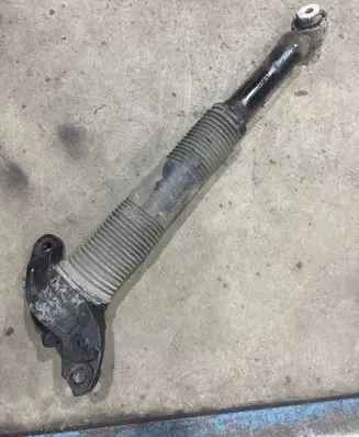 Rear shock absorber/damper