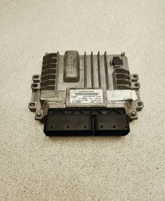 KIA Venga Engine control unit/module 391302A301 E13039762 28281436