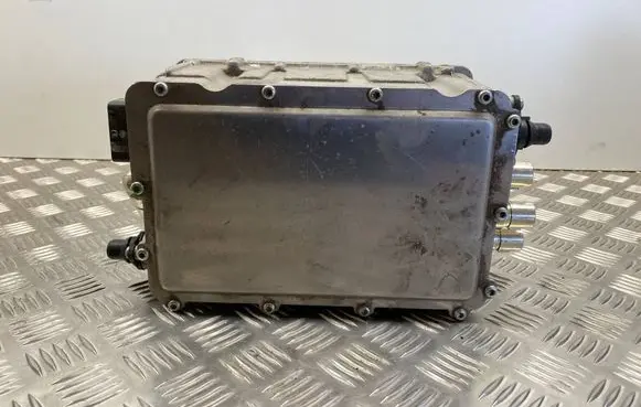 BMW X5 F15 Voltage converter inverter 8741470