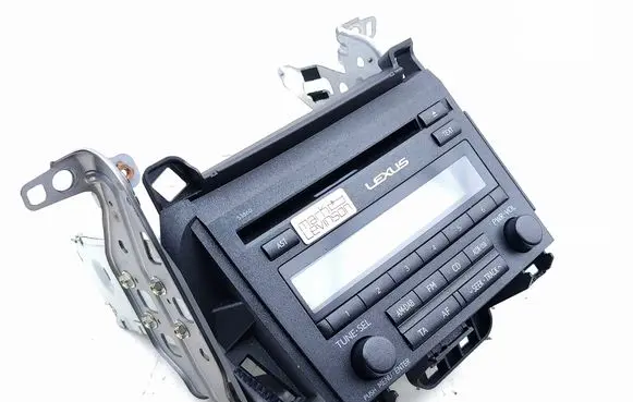 Lexus CT 200H Radio/CD/DVD/GPS head unit 8612076170 CQJS00F1AJ 10R0310264