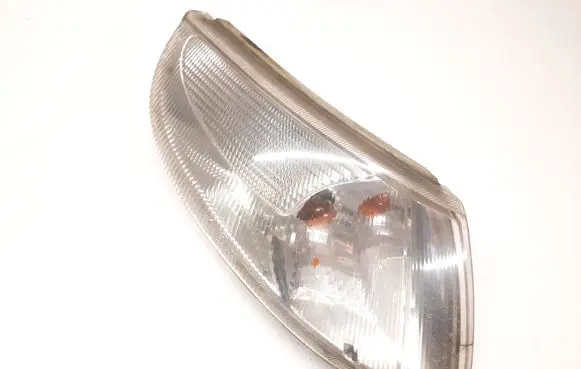 Saab 9-5 Front indicator light