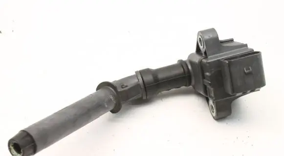 Mercedes-Benz CLA C118 X118 High voltage ignition coil A2829060000