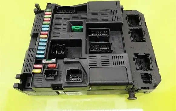 Peugeot 307 BSM Control unit 9636760580
