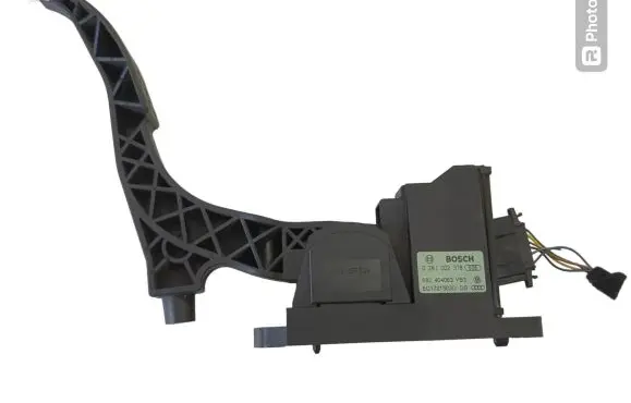Volkswagen Fox Accelerator throttle pedal 6Q1721503D 0281002378 62404063