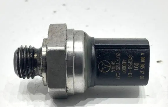 Mercedes-Benz GLE (W166 - C292) Fuel pressure sensor A0009052706
