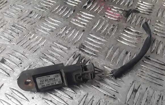 Renault Trafic II (X83) Air pressure sensor 8200168253