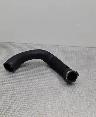 Land Rover Discovery 5 Intercooler hose/pipe FPLA6K770C