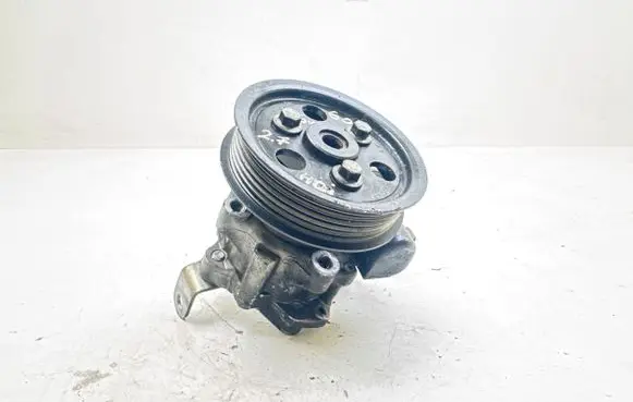 Peugeot 607 Power steering pump 4R8Q3A733AC