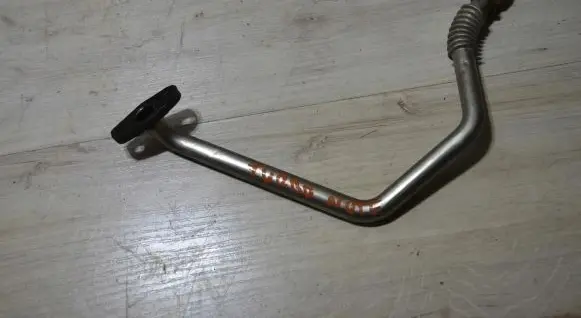 Nissan Note (E12) Turbo turbocharger oiling pipe/hose 41560000