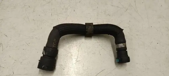 Land Rover Discovery Sport Engine coolant pipe/hose GJ328B160AA
