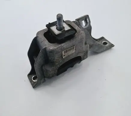 Mini One - Cooper R57 Engine mount bracket 6779805