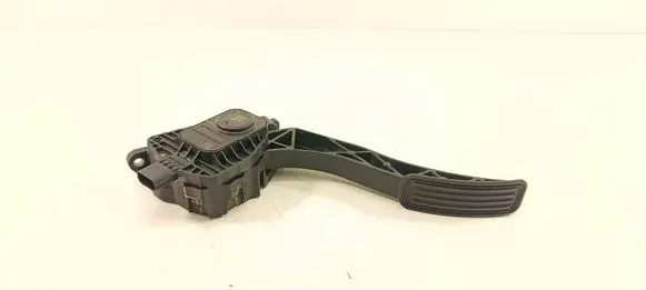 Ford Fusion II Accelerator throttle pedal DG9C9F836AB