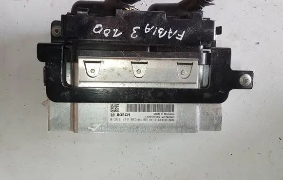 Skoda Fabia Mk3 (NJ) Engine control unit/module ECU 0261S19045IAUTOPI 0261S19045 1039T09465
