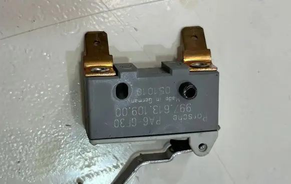Porsche Cayman 987 Fog light switch 99761310900