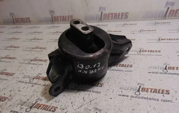 Hyundai i30 Engine mount bracket 21830A5000