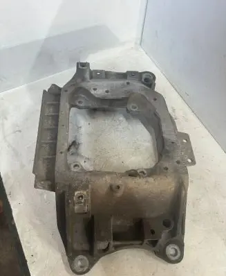 Audi A6 C7 Gearbox mounting bracket 4G0399263J