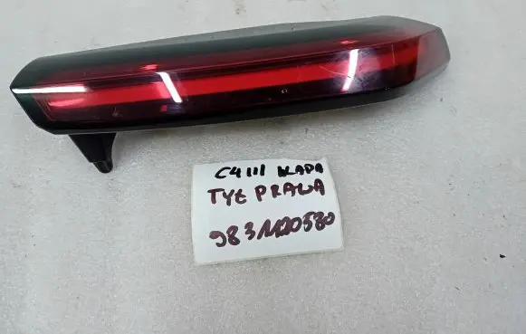 Citroen C4 III e-C4 Rear/tail lights 9831120580