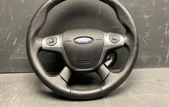 Ford Focus C-MAX Steering wheel AM51R042B85BF3ZHE AM513600CF3ZHE AM5T14K147AA