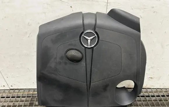 Mercedes-Benz CLA C117 X117 W117 Engine cover (trim) A6510109815