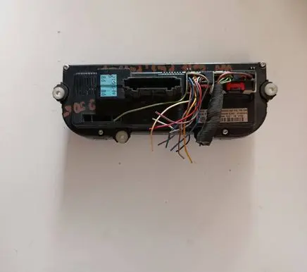 Volkswagen Golf VI Climate control unit 3C8907336H 5HB00975110