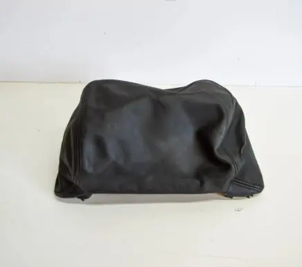 Volkswagen Touareg II Front driver seat 7P6881903L