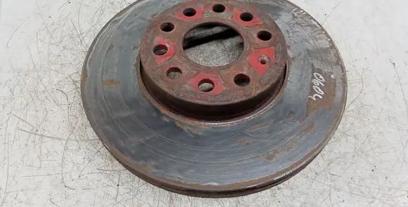 Volkswagen Touran I Front brake disc