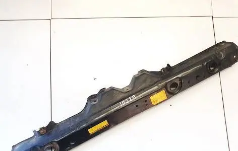 Toyota Yaris Radiator support slam panel