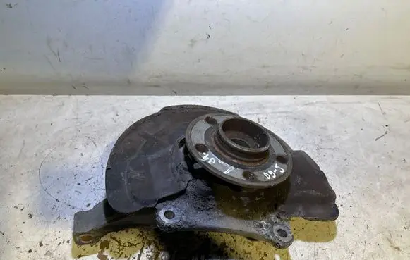 Volvo S60 Front wheel hub