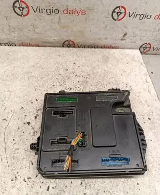 Renault Megane III Comfort/convenience module 284B18853R S180180060