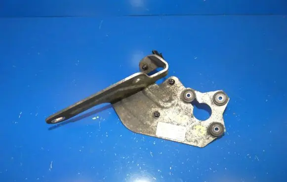 Volvo XC40 Water pump 32222112 8888778203 P4161