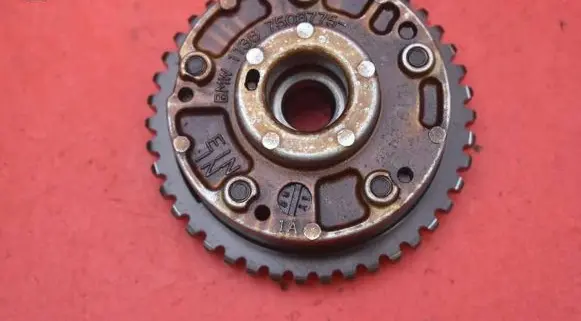 BMW 7 E38 Crankshaft pulley 7506775