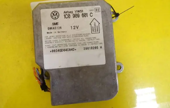 Skoda Fabia Mk1 (6Y) Airbag control unit/module 1C0909601C 5WK43126