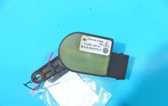 Volkswagen Touareg I Headlight ballast module Xenon 7L0616213B IMPRK1206246
