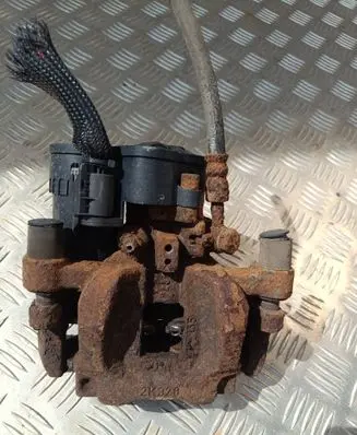 Land Rover Evoque I Rear brake caliper