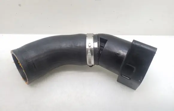 Intercooler hose/pipe