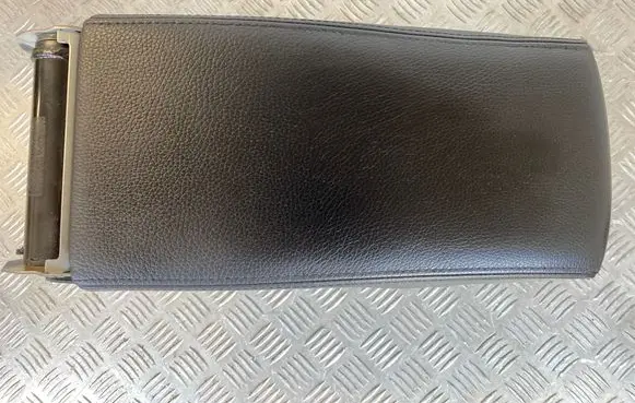 Volkswagen PASSAT B7 Armrest 3C0863319AP 3AB863241G