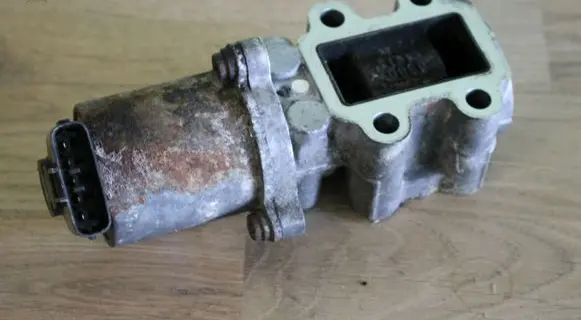 Toyota Corolla Verso AR10 EGR valve 256200R010