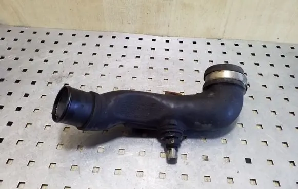 Toyota Avensis T270 Intercooler hose/pipe 173620R030