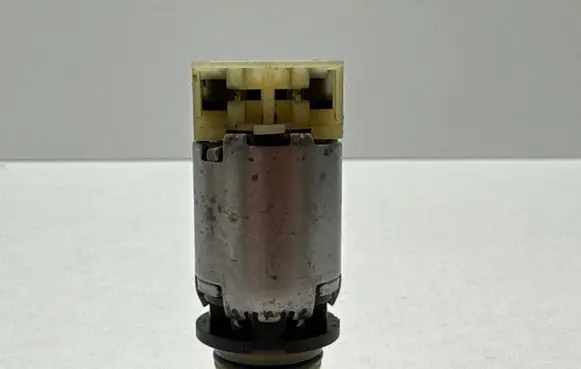 Chrysler Pacifica Other gearbox part 68184677AA NV116
