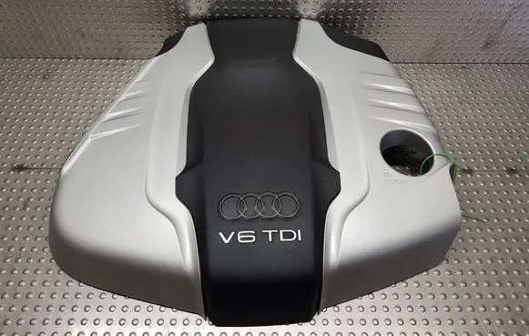 Audi A8 S8 D4 4H Engine cover (trim) S26370309 4H0103925B